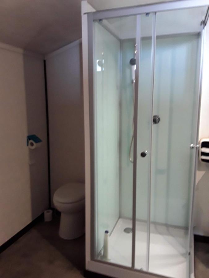 La Chambre D'A Cote Doulezon 외부 사진