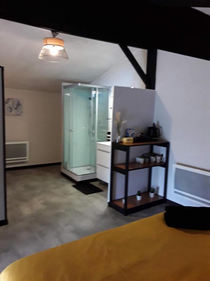 La Chambre D'A Cote Doulezon 외부 사진